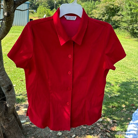 Studio C Red Faux Suede Short Sleeves Blazer Button Up Blouse Slits on Sides 16 - Picture 2 of 15